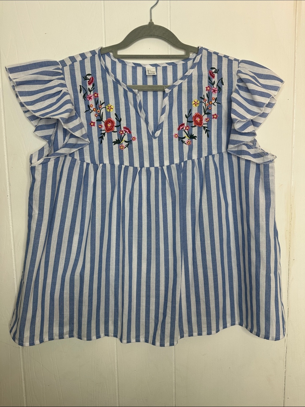 Source Unknown Blue & White Striped Embroidered Flutter Sleeve Top - Picture 2 of 5
